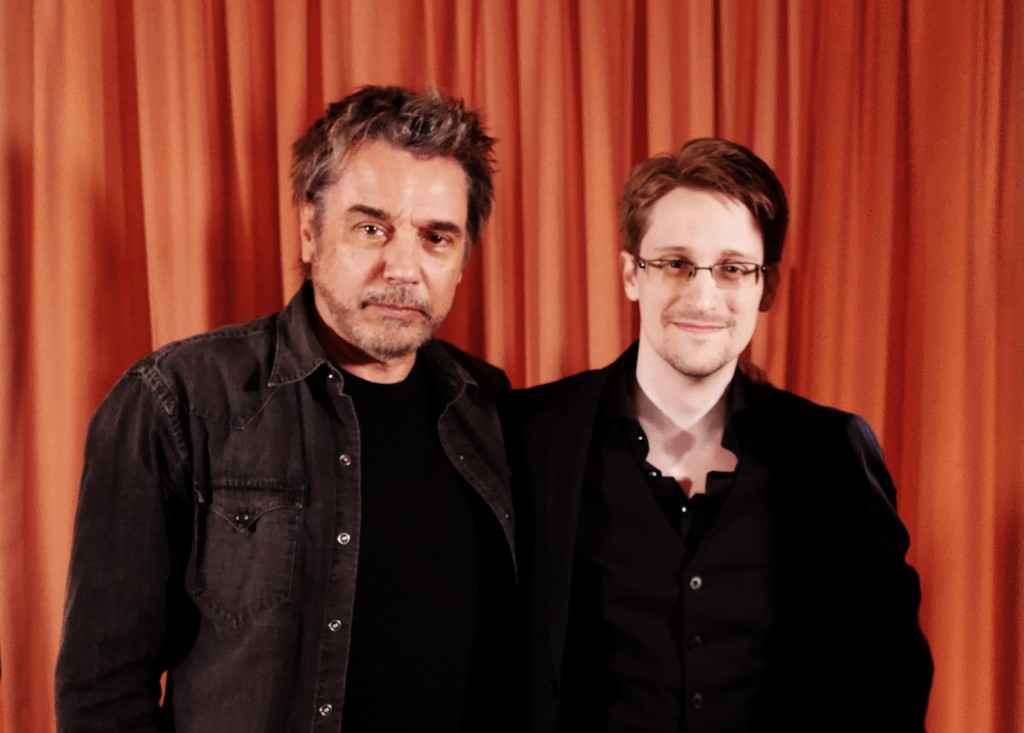 Eine ungewöhnliche Kombination: Jean-Michel Jarre und Edward Snowden