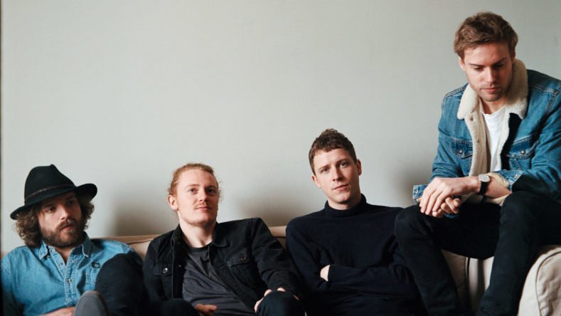Palace, So Long Forever, Break The Silence, Album. Interview, Sänger, Leo Wyndhams