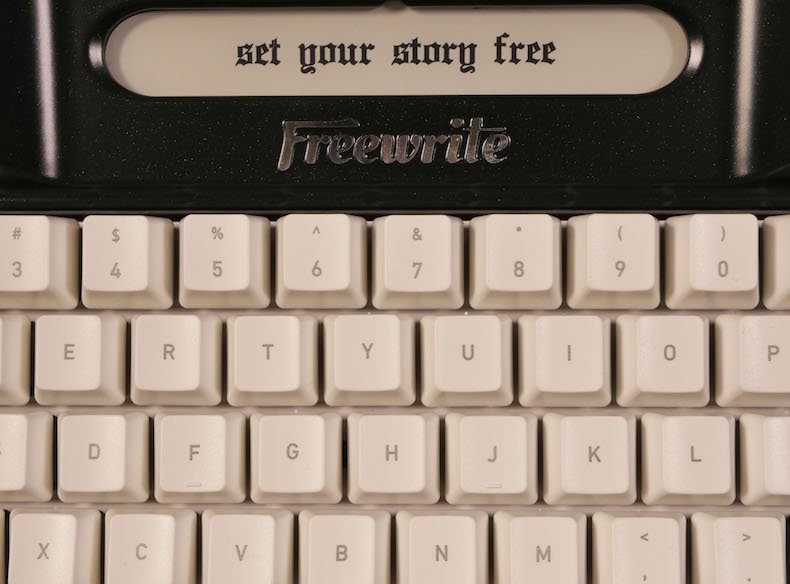 Freewrite, Astrohaus, Schreibmaschine, typingmachine, test, review