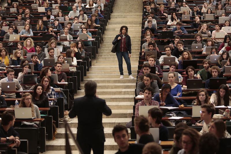 Film, Frankreich, Universität, Rhetorik, Rassismus, Seximus, Paris, Jura, Freiluftkino