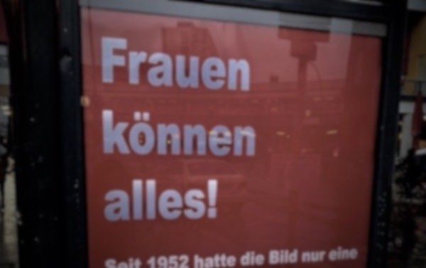 Plakat, Bild, Frauen, Feminismus, Berlin, Feministen, 030, CREDIT Twitter: @wirsindmodus