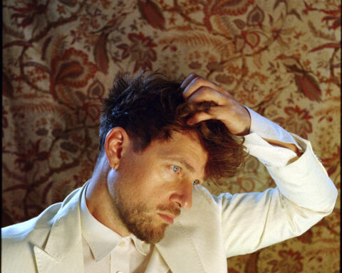 Lasse Mattiessen, Singer, Songwriter, Live